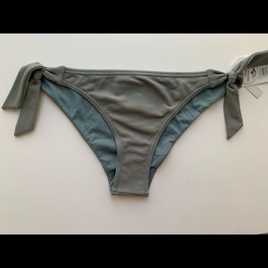 NWT Roxy Blue Seas The Day Bikini Bottoms Size L